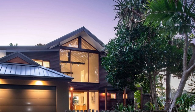 Quiet Island Paradise!