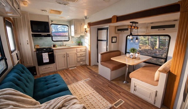 Quiet Jellico Getaway Close to town & near I 75