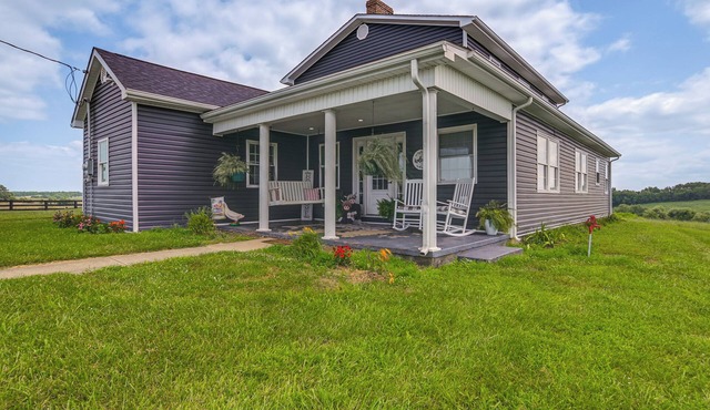 Quiet Kentucky Vacation Rental w/Hot Tub