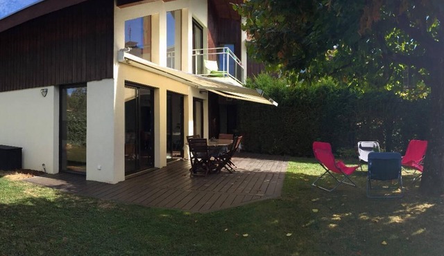 Quiet, light-filled house in Annecy - Direct access to ski resorts in 30'.