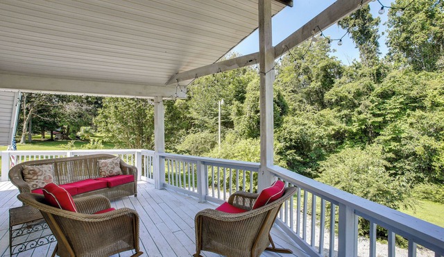 Quiet Living Near Barren River Lake: Spacious Home