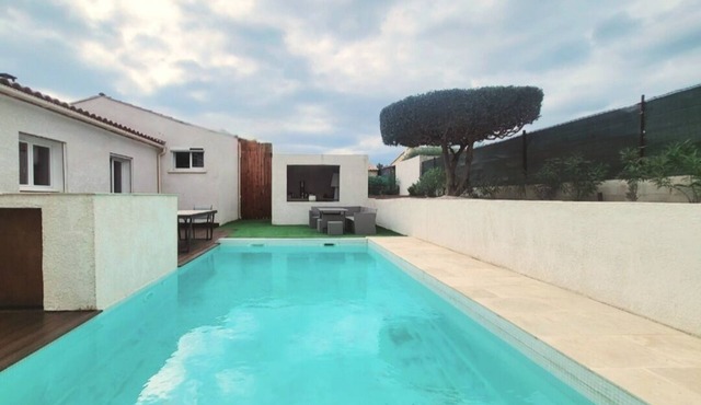 Quiet location amidst vineyards with private pool and summer kitchen 2 bedrooms