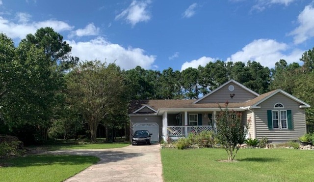 Quiet Location On Cul De Sac Close To Beaches