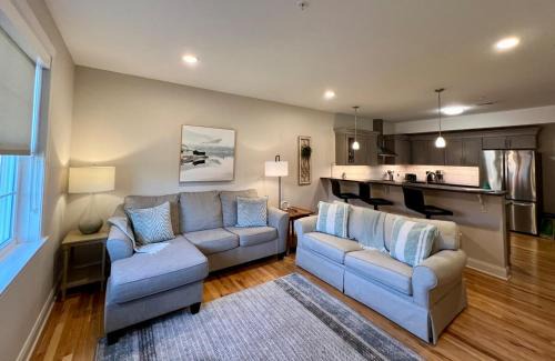 Quiet location, private, spacious unit!