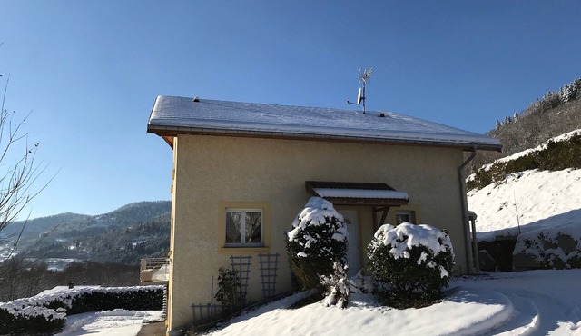 Quiet, luxurious gite for 14 people. Sauna and spa