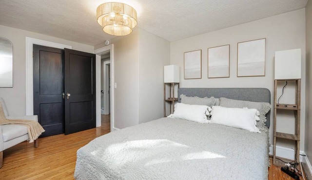Quiet Luxury stay - Near UofR, RIT & Golisano