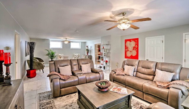 Quiet Memphis Home on 20 Acres: 10 Mi to Downtown!