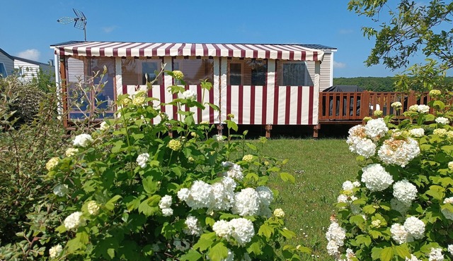 Quiet mobile home, magnificent view, near Beauval