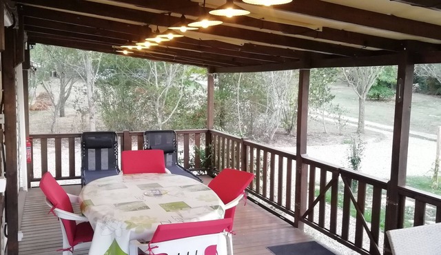 Quiet mobile home in the countryside