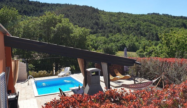 Quiet modern house with pool Labin Rabac Ripenda in the mountains 10min to the beach