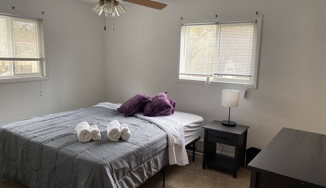 Quiet neighborhood! Close to bus routes to MSU, Sparrow and McLaren Hospitals