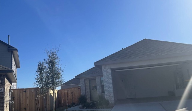 Quiet new construction home on culdesac street