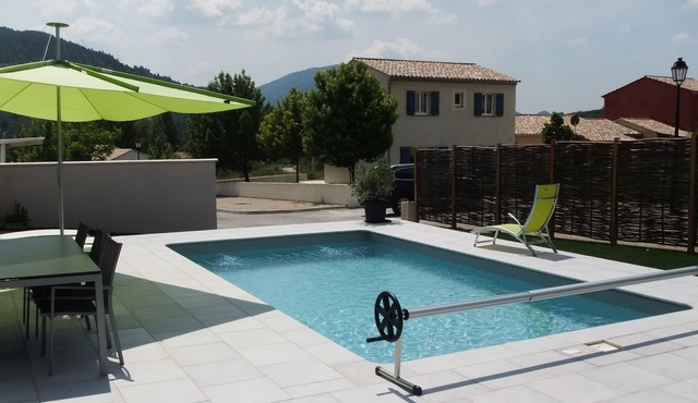 Quiet new holiday home with all amenities