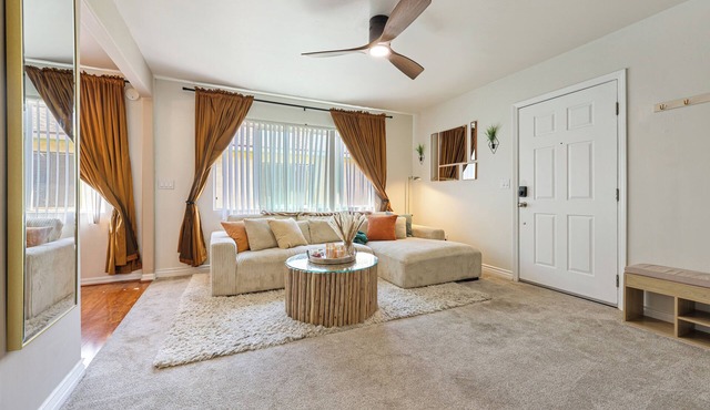 Quiet North Park Luxury Condo w/Free Parking & A/C