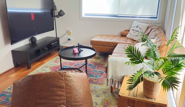 Quiet, peaceful northcote 1 bedroom unit