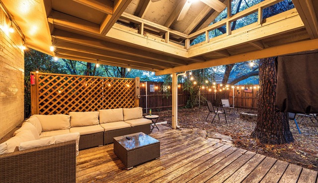 Quiet, peacful, private 4-bedroom house with large backyard and patio space.