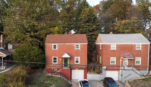 Quiet Pittsburgh 3BR | Parking, AC + Pets