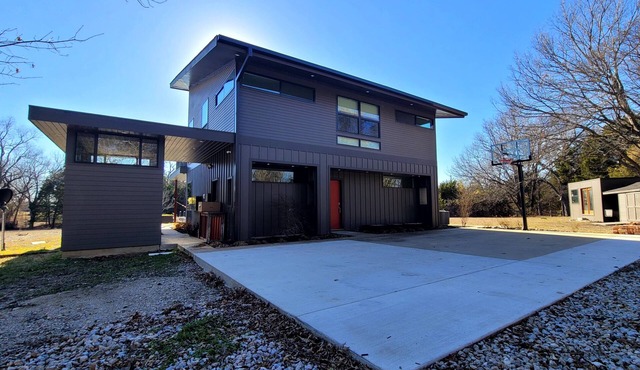 Quiet Princeton Lake Home