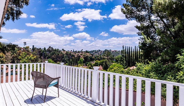 Quiet, Private, Hillside, Home to Enjoy, 5br/3ba