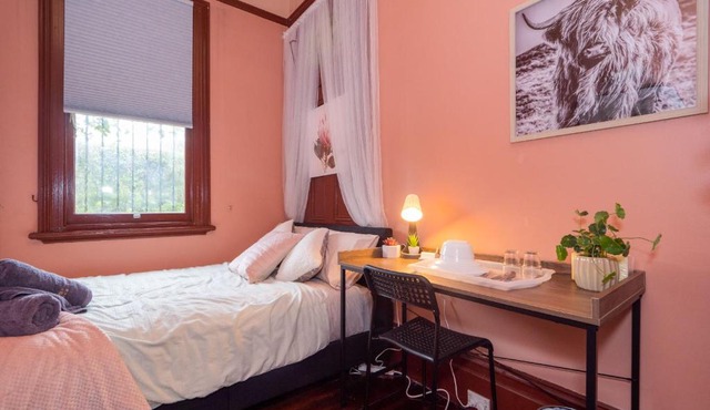 Quiet Private Room In Strathfield 3min to Train Station