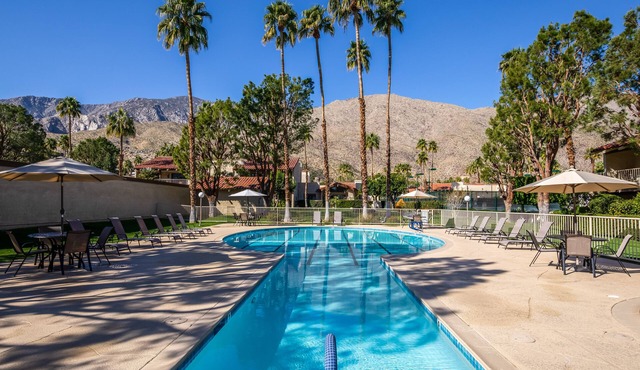 Quiet Private South Canyon Condo with Views