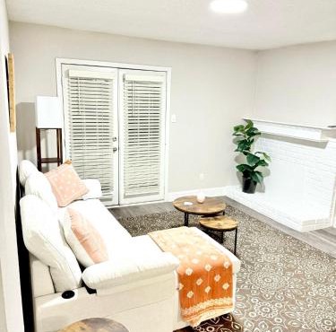 Quiet Quarter 1Br1Ba by Dallas north tollway and Med