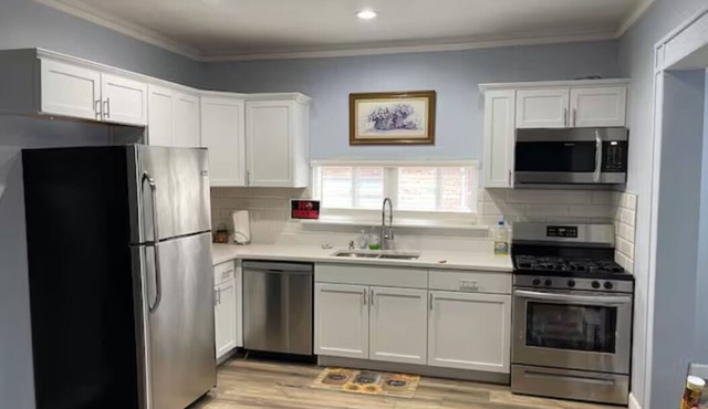 Quiet, relaxing 4 bed, 2 bath, 10 mins to Lake Michigan