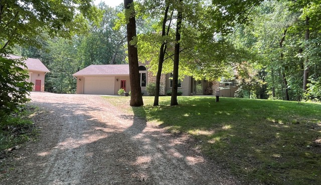 Quiet relaxing wooded property.