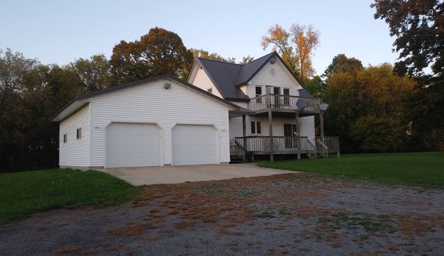 Quiet, remotely located in the country.