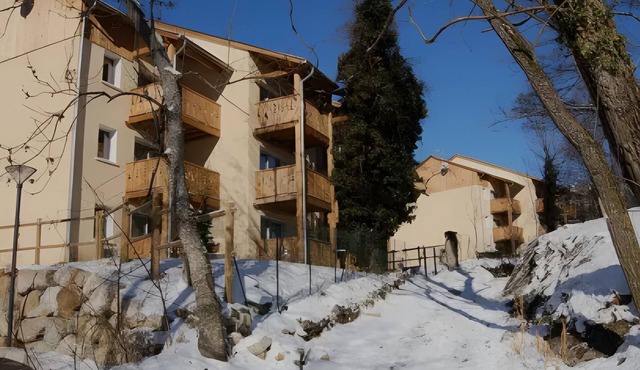 Quiet residence with Ax-les-Thermes swimming pool. Pets allowed