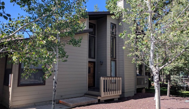 Quiet Resort Villa Beautifully Landscaped w Attached Garage at Quality Hill