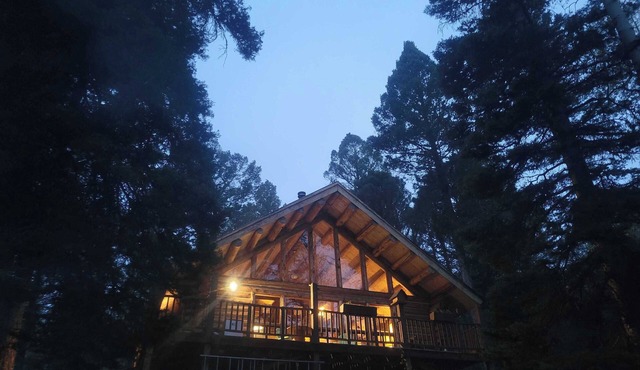 Quiet Retreat in Aspen Grove