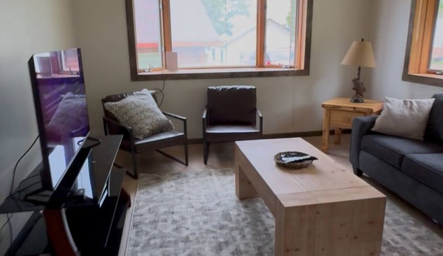 Quiet retreat on Little Whitefish Lake