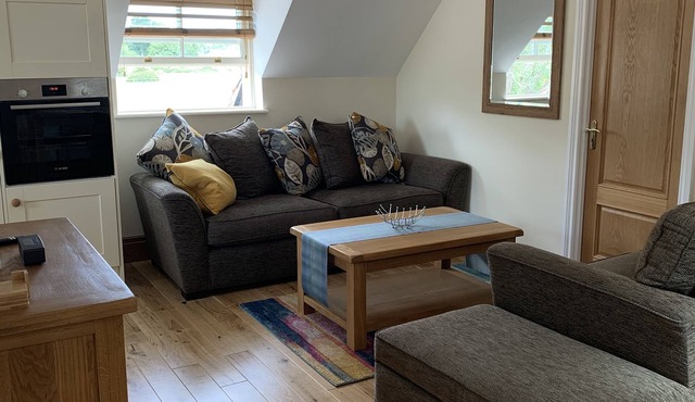 Quiet Retreat with Snug and Meadow Views