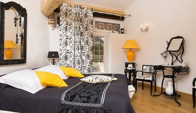 Quiet room B&b - at Domaine de La Bellière