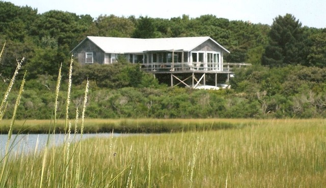 Quiet Rustic Escape With Sunrise And Sunset Views Over Cape Poge Pond