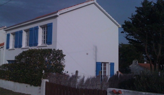 Quiet, sea view - 1st floor detached villa with garden - 150 m beach