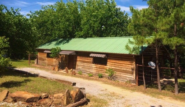 Quiet & Secluded Cabin On Skiatook Lake
