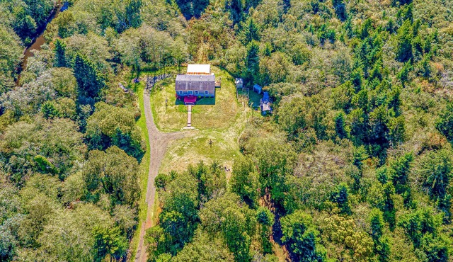 Quiet, secluded retreat for a relaxing getaway