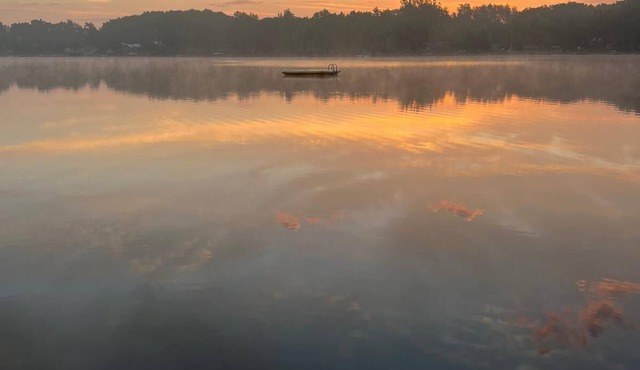 Quiet Seclusion On Lake Lavine, near Pokagon State Park and golf courses