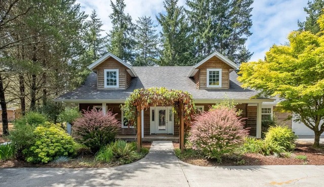 Quiet, serene, forest setting. 40% monthly discount!