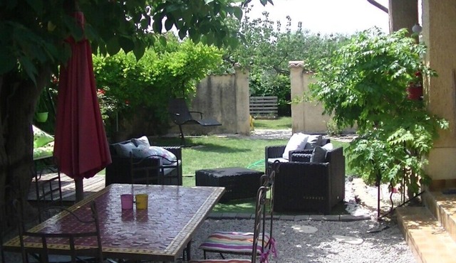 Quiet single-storey villa