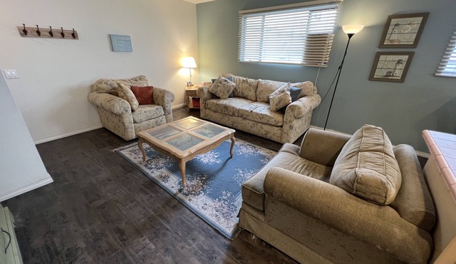 Quiet So Cal Beach Property that's Close to Everything