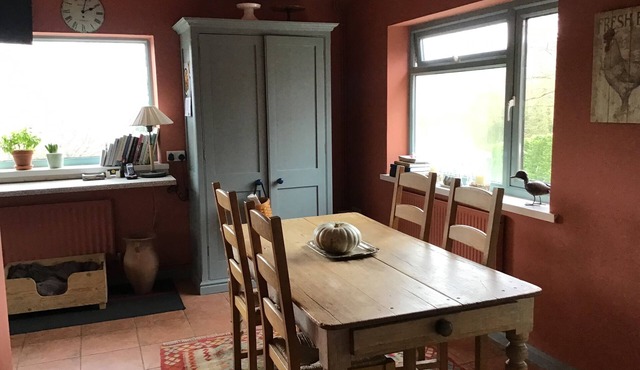 Quiet Somerset Country Home Great Location, Family and pet Friendly