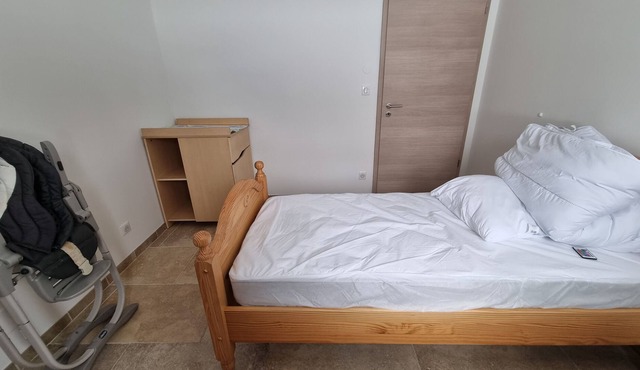 Quiet stay on the farm, with activities for families