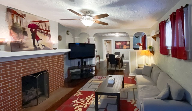 Quiet Street 10 minutes from Downtown Indy! #2