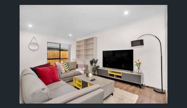 Quiet Street + Parking on premise