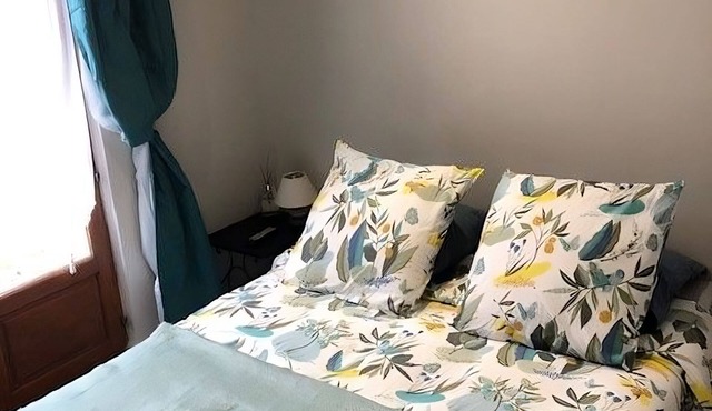 Quiet studio historical center La Ferté Saint Aubin