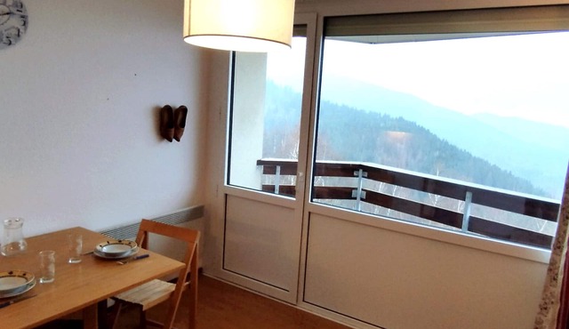 Quiet studio cabin in Adrets-Prapoutel, 4 pers, 350 m from ESF