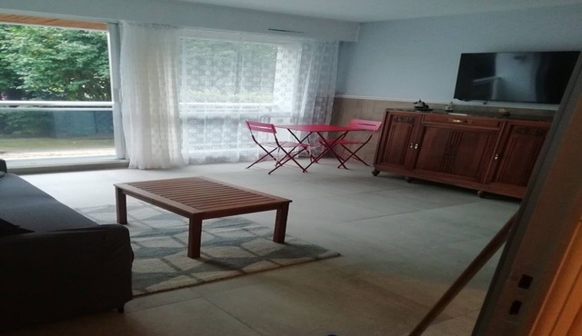 Quiet studio 100 metres from the beach and thalasso centre